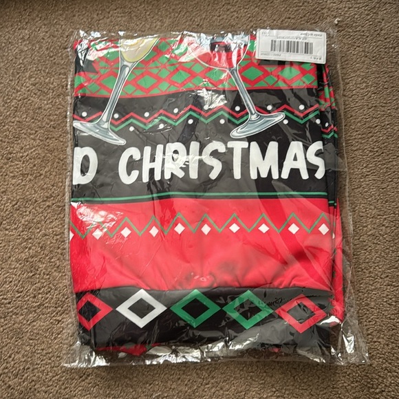 CHRISTMAS Sweater - Picture 2 of 2